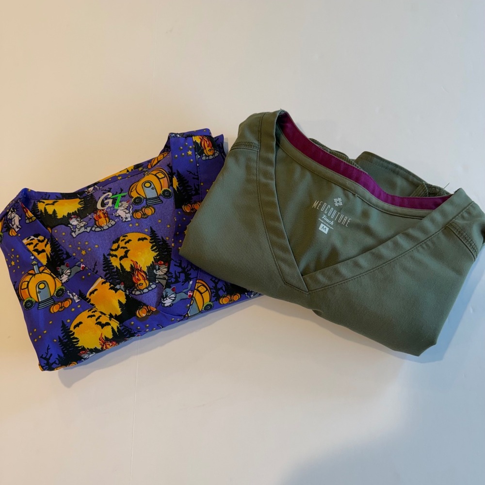 Lot of‎ 2 Womens Scrub Tops Med Couture Green and GT Halloween Pumpkin Purple  M